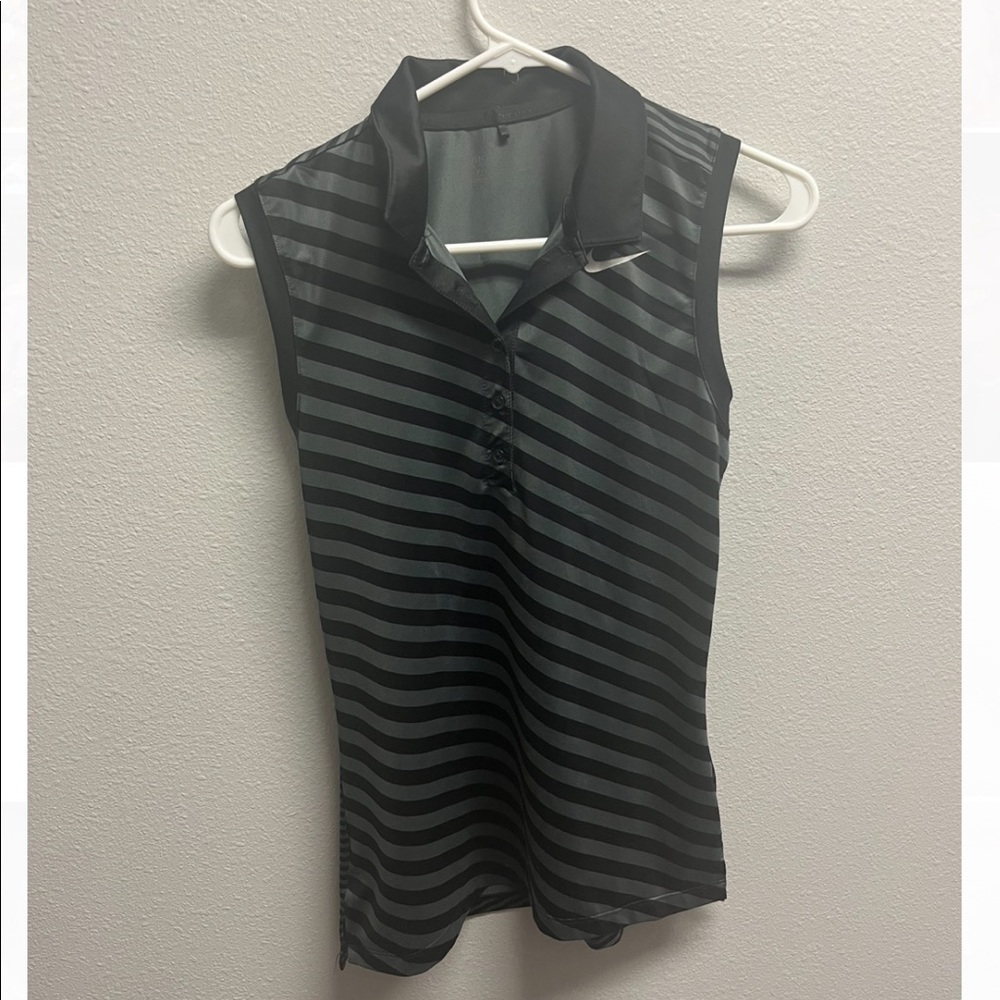 Women’s Nike golf tank